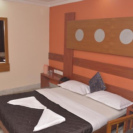 Hotel Sky Park Dindigul Buitenkant foto